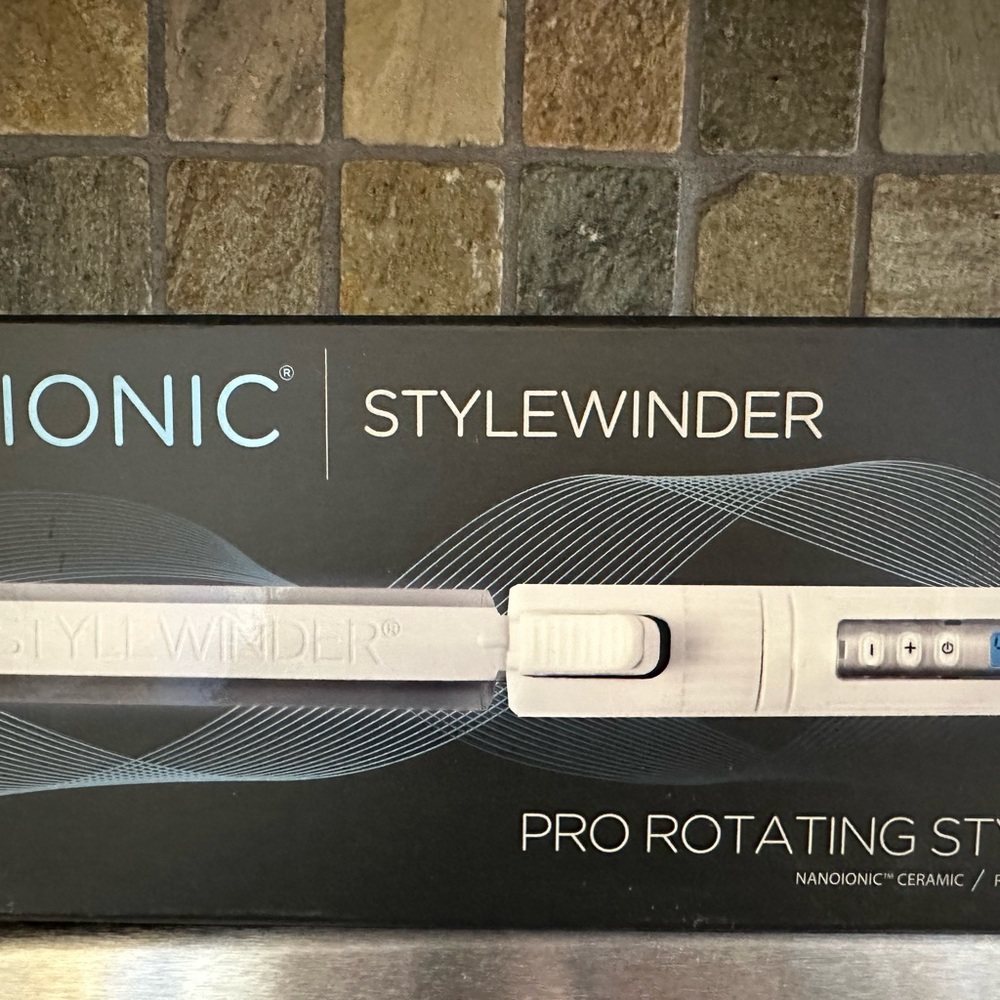 Bioionic rotating curling iron